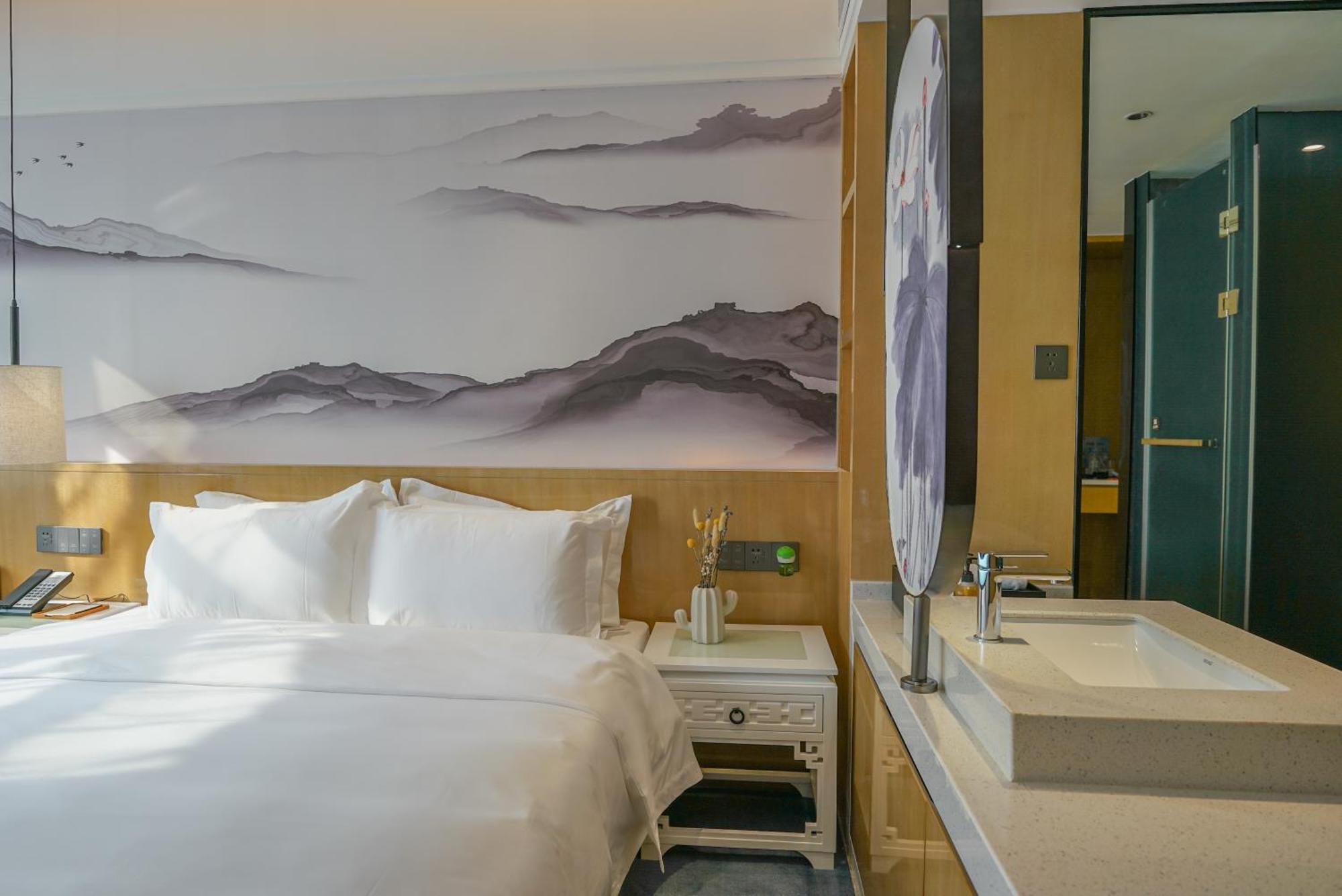 Paco Hotel Shenzhen Luohu Port Exterior photo