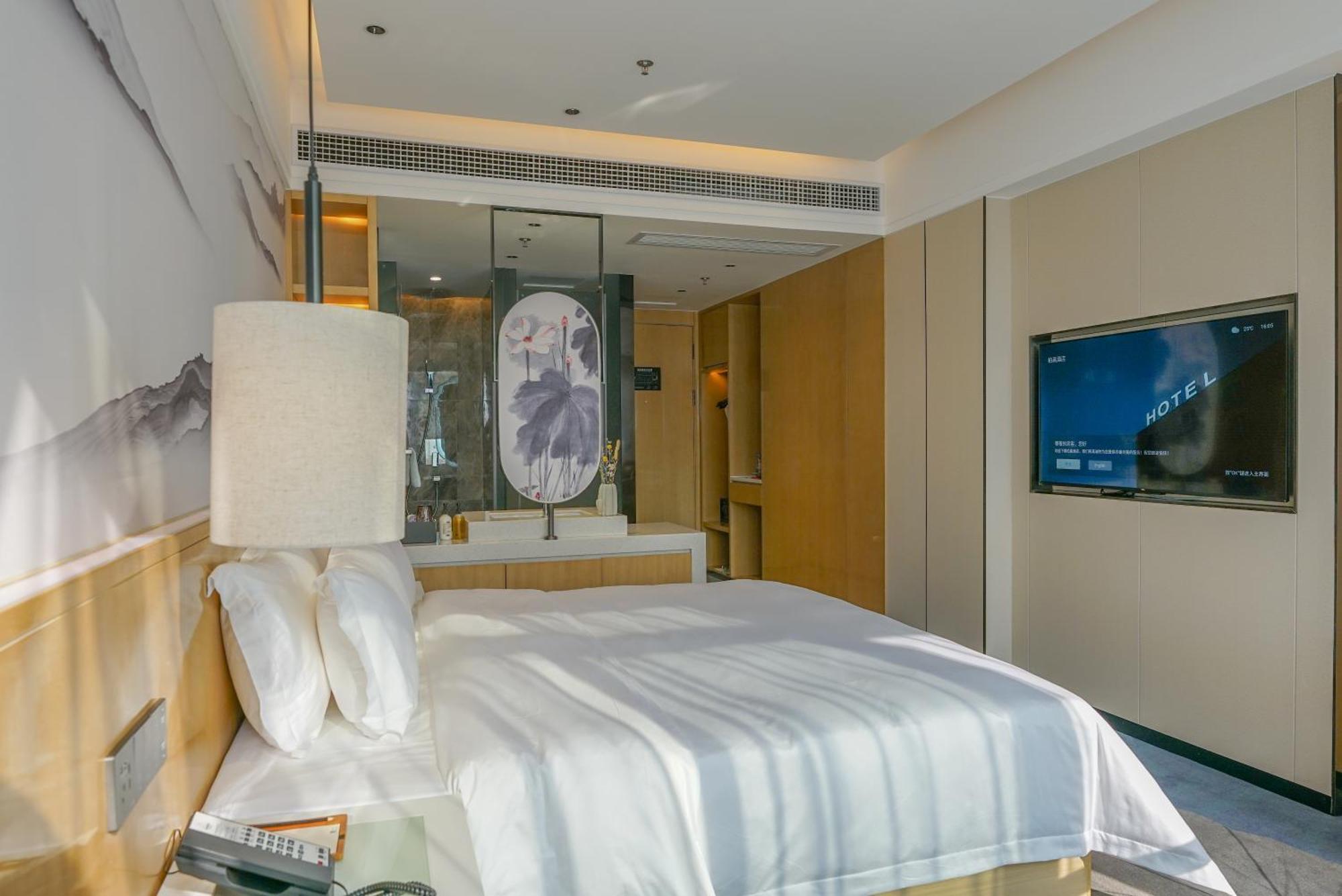 Paco Hotel Shenzhen Luohu Port Exterior photo